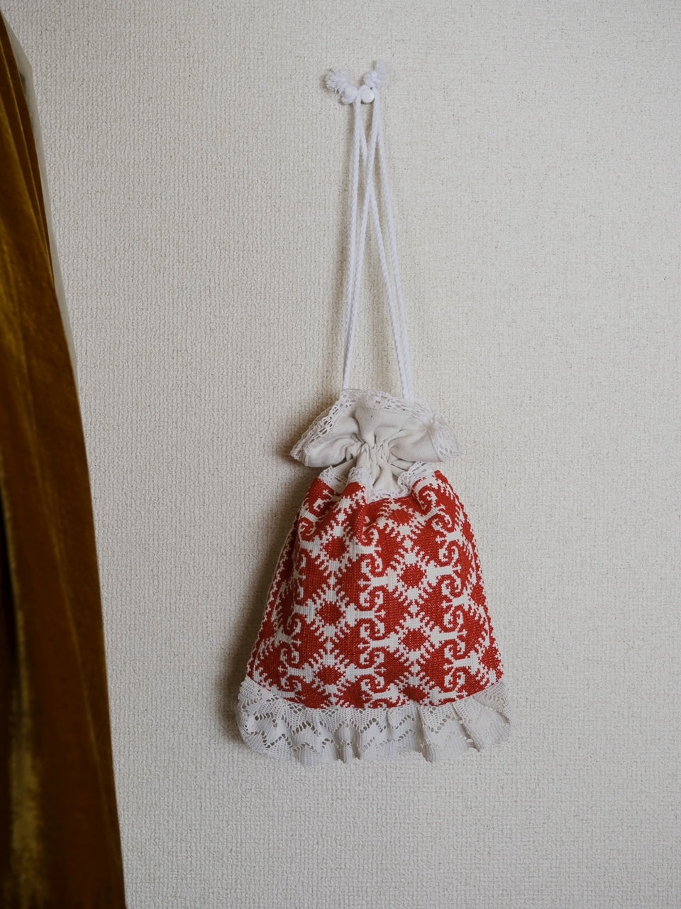 Hungaryの刺繍Bag ②