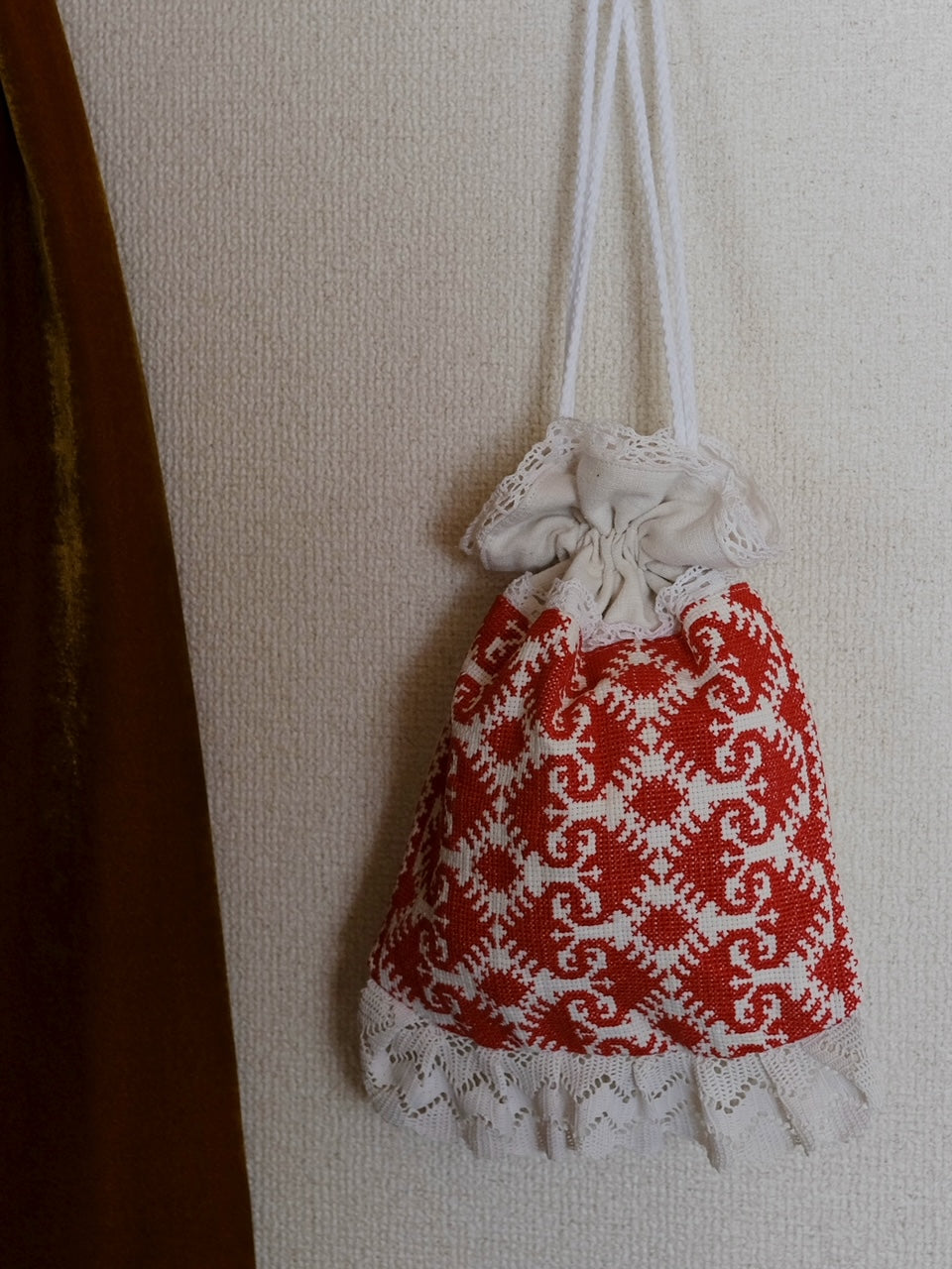 Hungaryの刺繍Bag ②